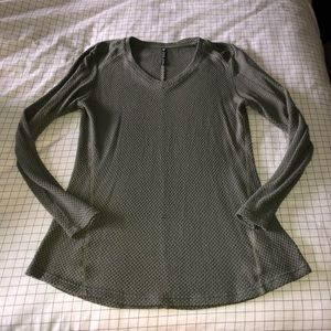 Kuhl V-Neck Knit Sweater